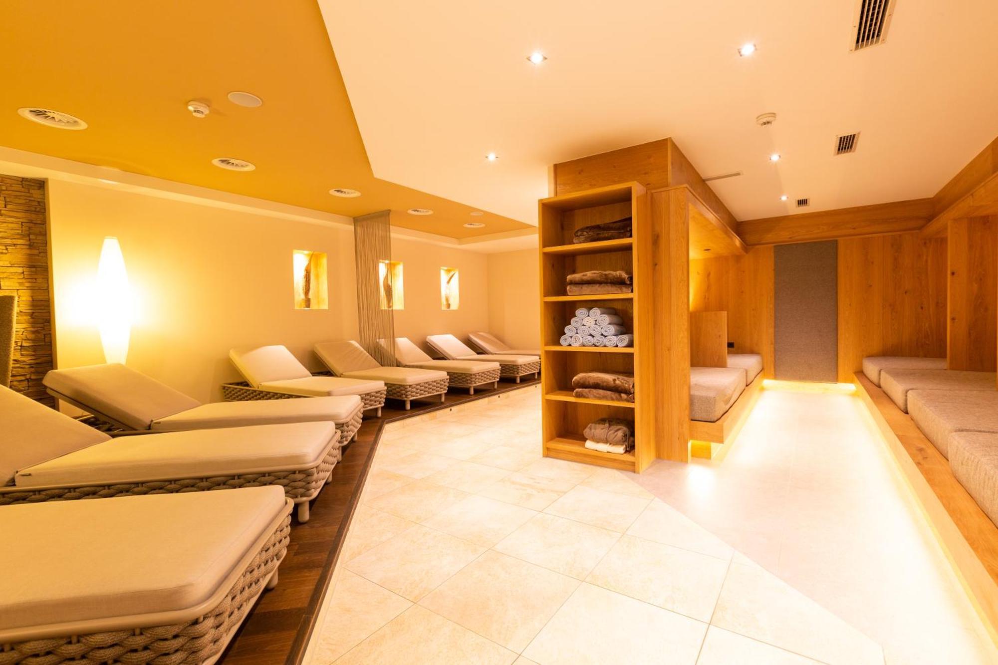 Hotel Mittagskogel Pitztal Sankt Leonhard im Pitztal Εξωτερικό φωτογραφία